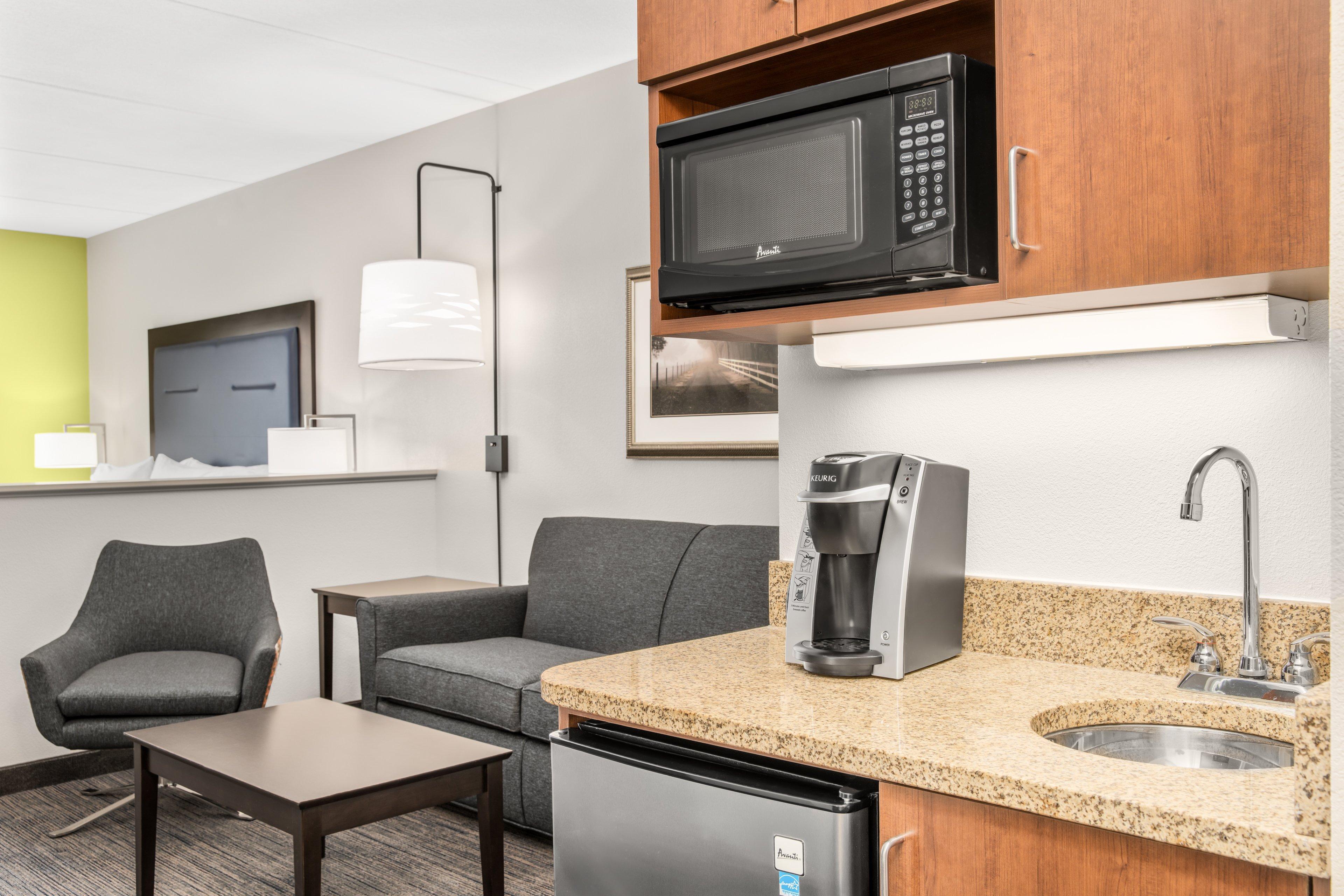 Holiday Inn Express & Suites Wilmington-Newark By Ihg Extérieur photo