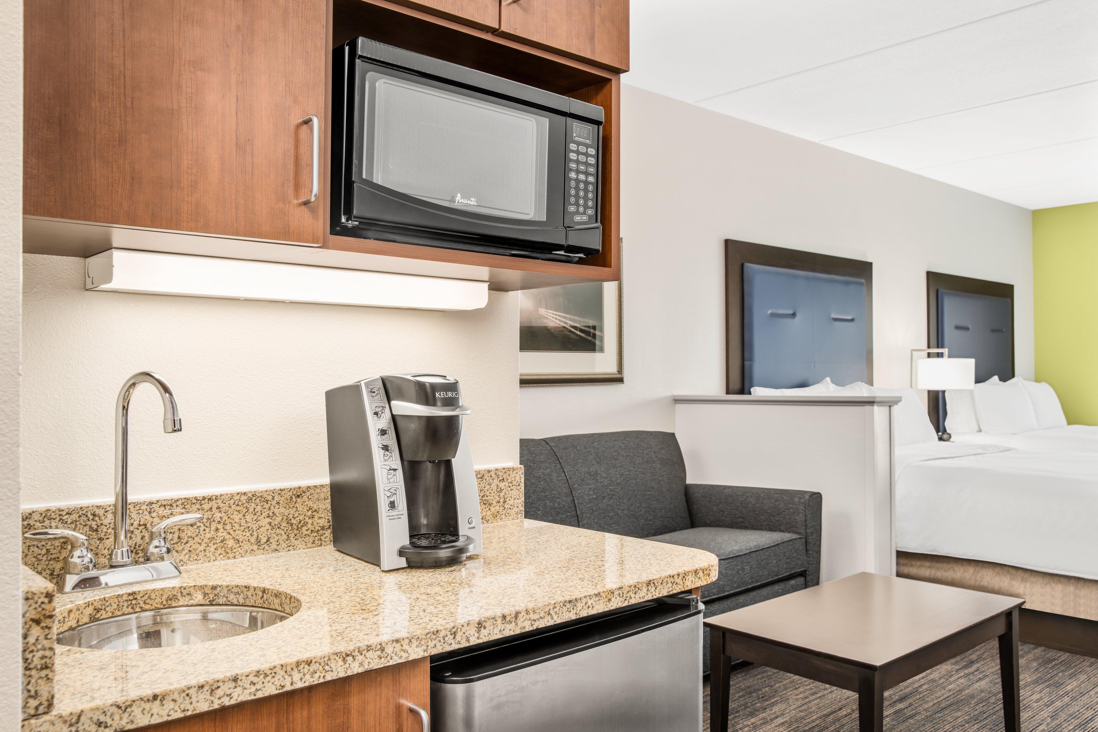 Holiday Inn Express & Suites Wilmington-Newark By Ihg Extérieur photo