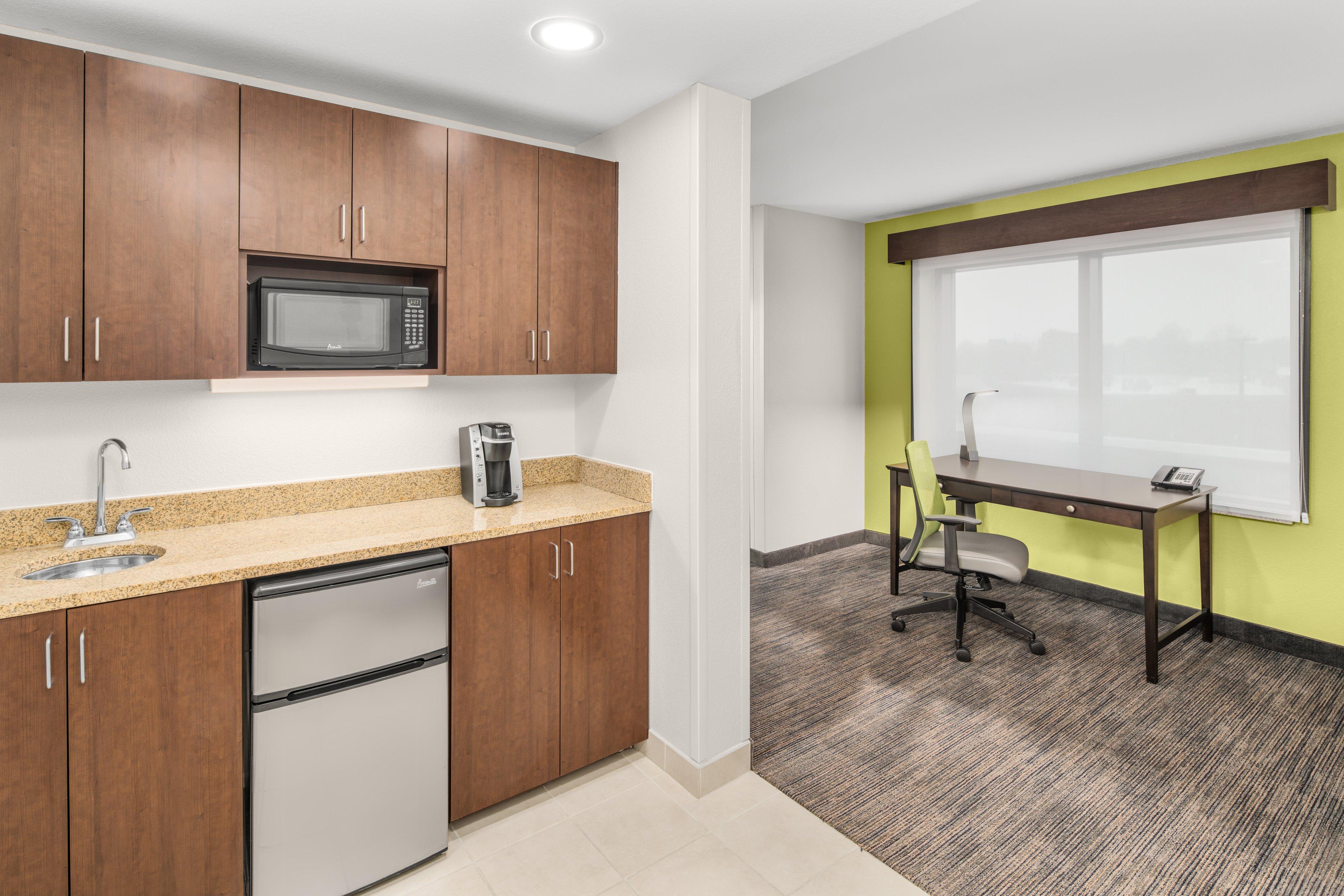 Holiday Inn Express & Suites Wilmington-Newark By Ihg Extérieur photo